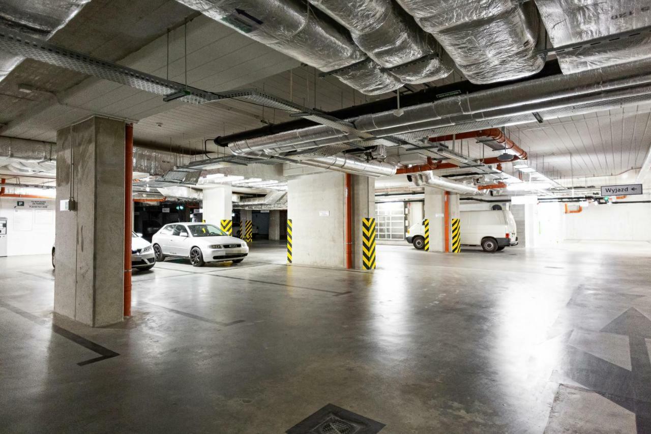 Apartment Walonska With Free Parking Wroclaw By Noclegi Renters 外观 照片