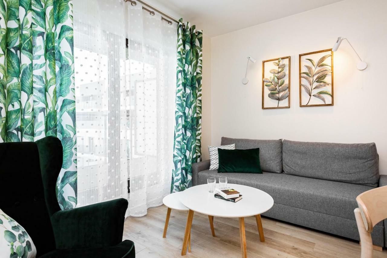 Apartment Walonska With Free Parking Wroclaw By Noclegi Renters 外观 照片