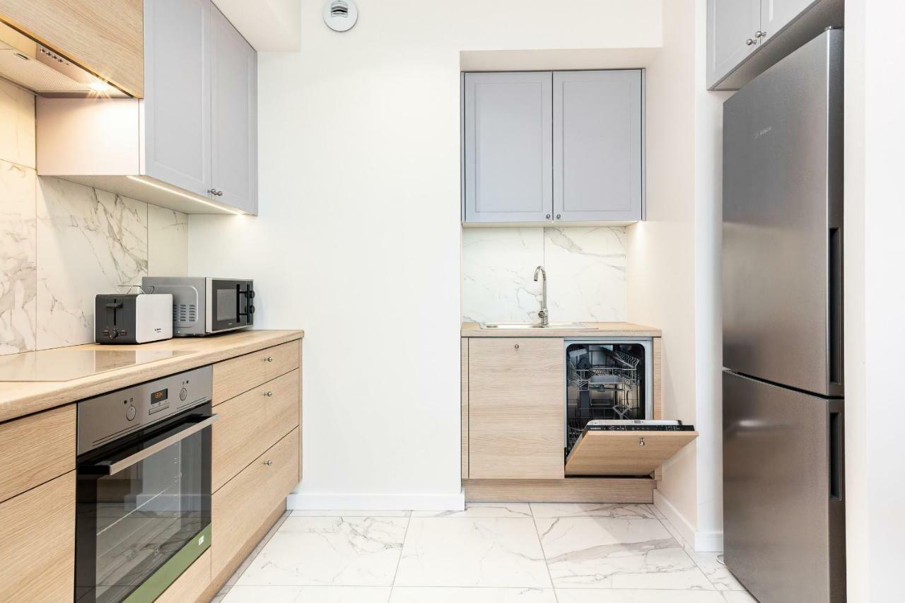 Apartment Walonska With Free Parking Wroclaw By Noclegi Renters 外观 照片